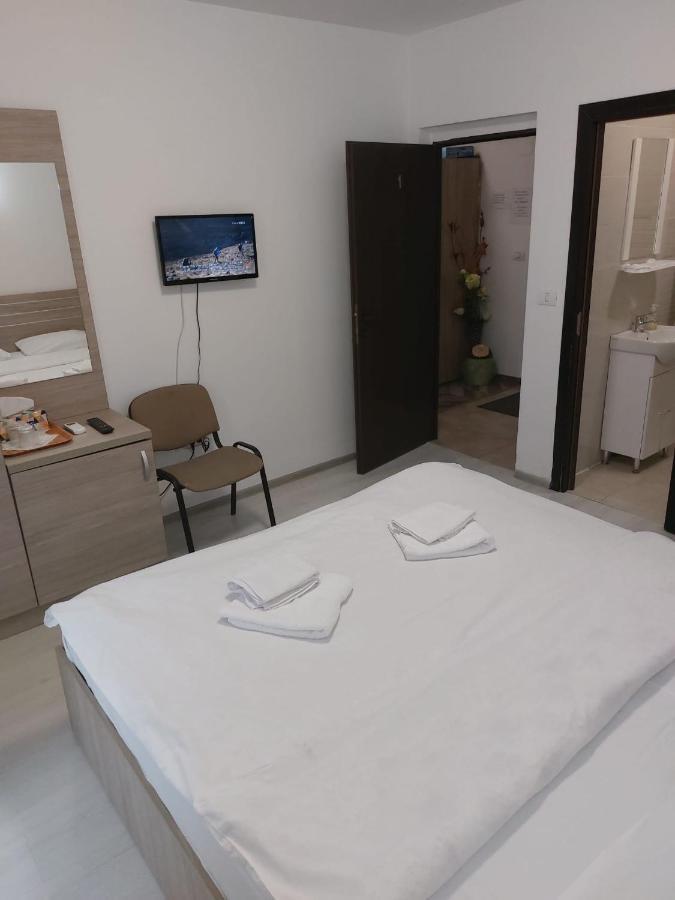 Hotel Babilon 布加勒斯特 外观 照片