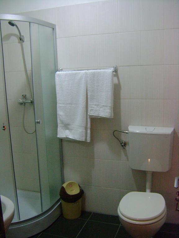 Hotel Babilon 布加勒斯特 客房 照片